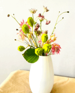 Read more about the article 🌸日々に彩りを。お花の定期便「フラワーライフ」スタート！🌸